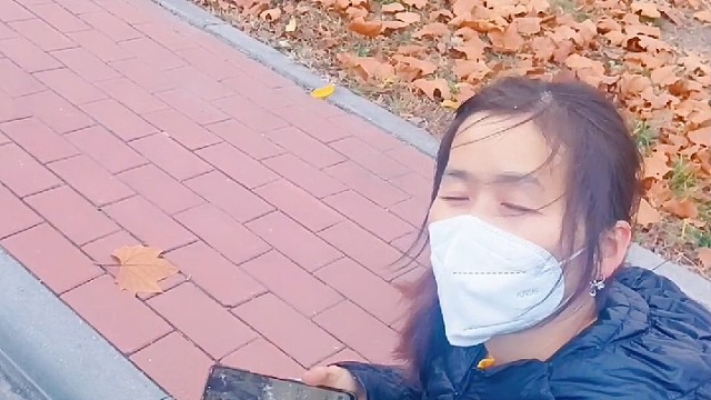 只有人人献出一片爱。世界变美好。