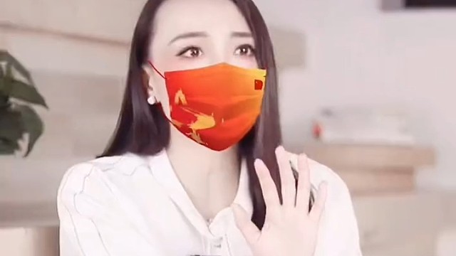 她心里藏着别人逃不过这几种表现