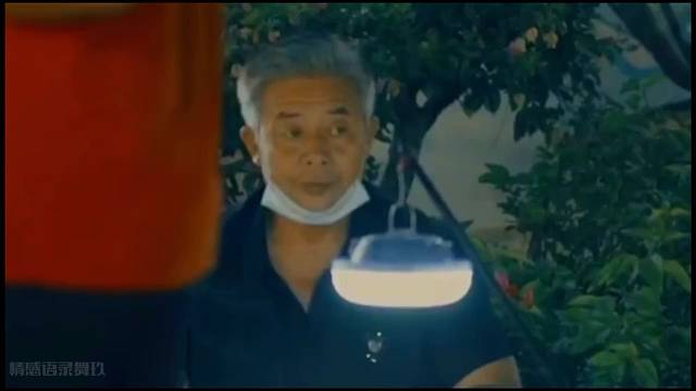 经历过很多无助的时候，在遇到困难那都不算事