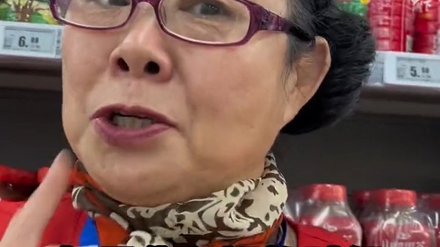 听姨劝，吃饱饭