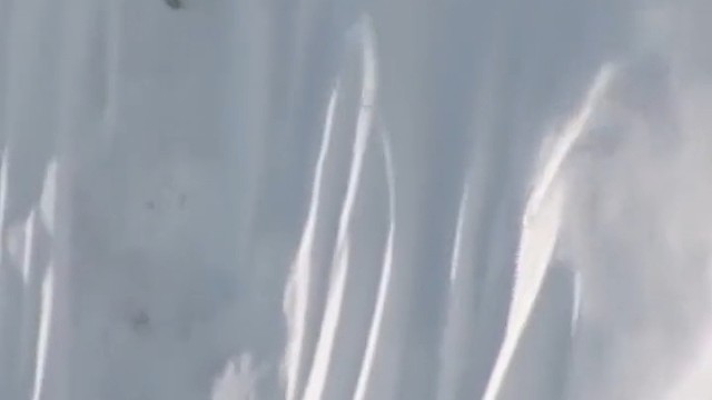 同时遇上悬崖和雪崩的无助，请不要冒然挑战大自然