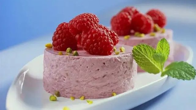 感谢 曾经老板的钞票枪哇  哒哒哒哒哒 是蓝色的火焰 嘿嘿嘿 仔存好了