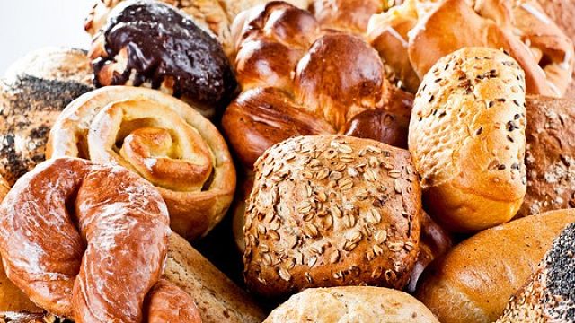 感谢 野欣老板的大火锅哇  吼吼吼 开饭了 开饭了 准备好了吗 起飞飞