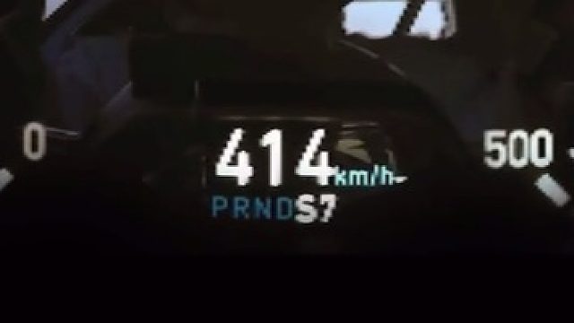 在高速上开400kmh+是种什么体验！？