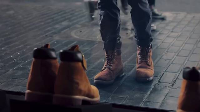 治愈人心的大黄靴