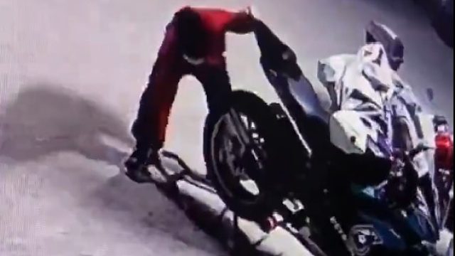 这车多少钱啊？？居然骑车1600公里追击