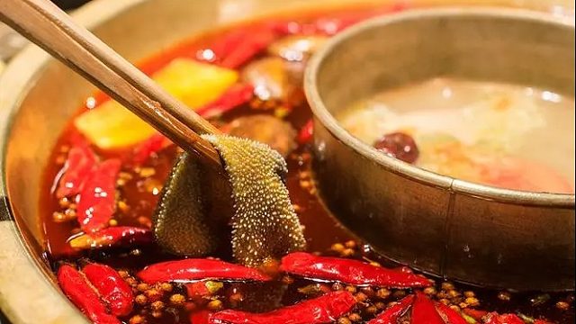 感谢 晓玛丽老板的大火锅吼 芜湖 开饭啦  今日份的晚餐 准备好了