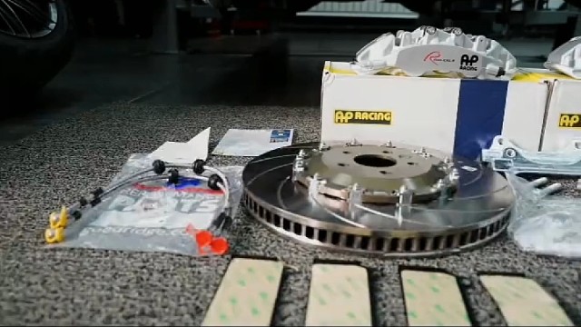 路虎发现升级六活塞卡钳案例分享，AP9560