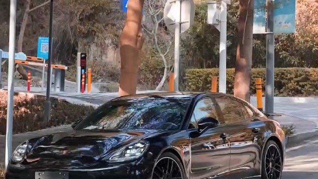 帕拉梅拉升级前六后四BREMBOGT系列刹车