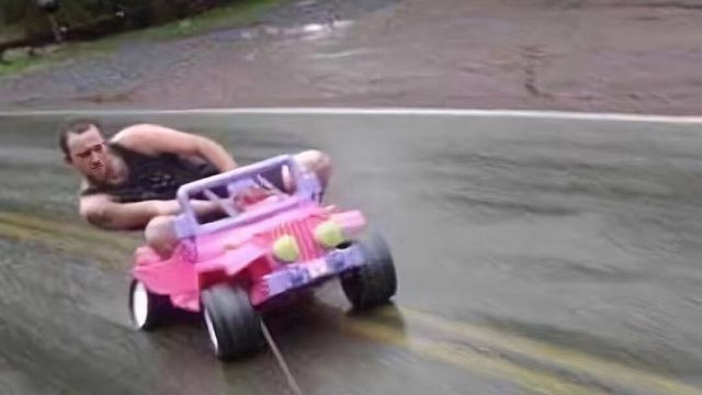 感谢 玫瑰老板的35枚鹏he卡呐  天呐 天呐 这绝对是大惊喜  哈哈哈哈哈