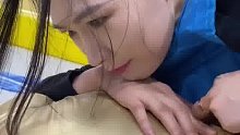 大哥你这到底往哪里踢呢。不知道怎样都哭了