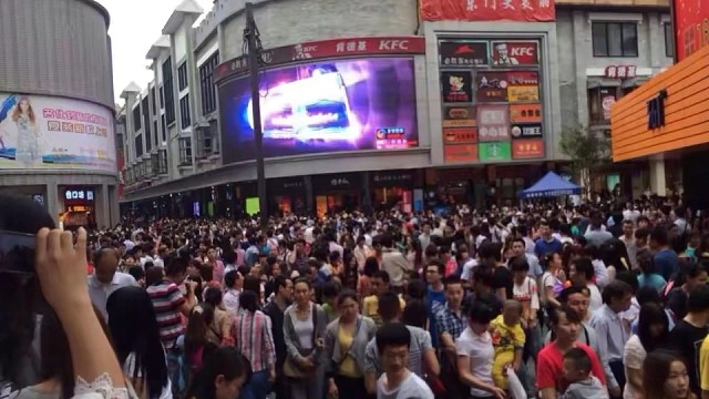 月收租93000元报价1800万可谈