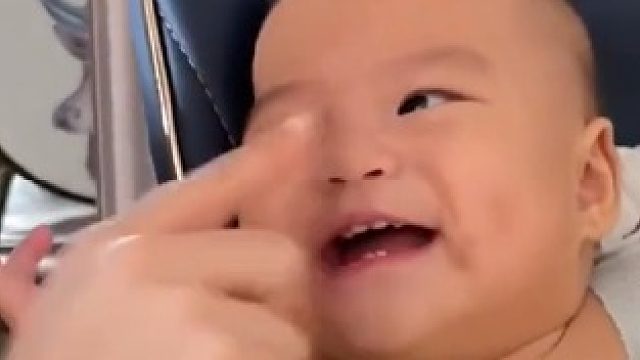 小姨教的好好的，你凑什么热闹