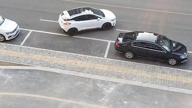 哎………难为大哥啦