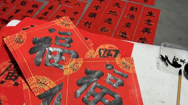 写对联么，我教你