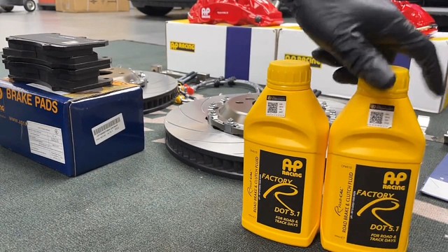 宝马5系改装刹车前六活塞AP9560,案例分享