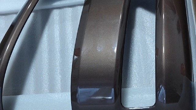 解放卡车右侧保险杠总成