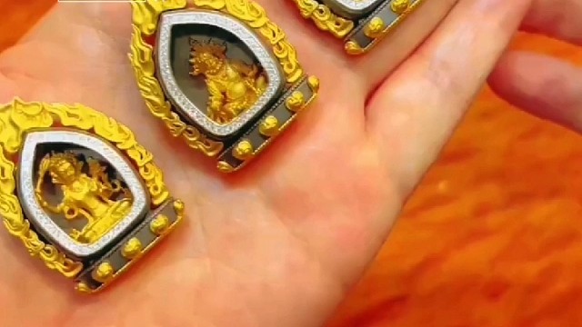 南红玛瑙赤玉苏工雕刻