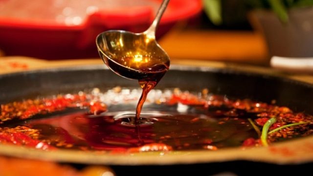 感谢 无奈老板的大火锅呐 哎嘿嘿 开饭了 准备好了吗  快来