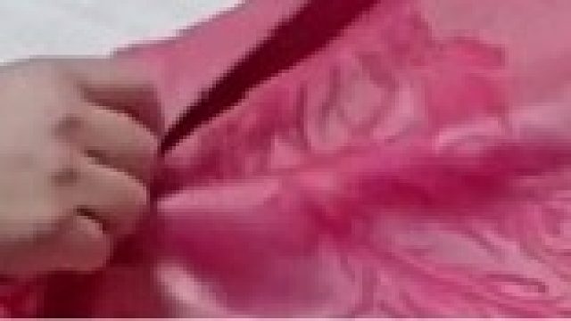 女子称婆婆做的结婚喜被里面填的不是棉花，而是泡沫……