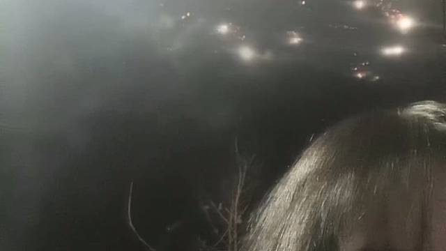 站在烟花下祝各位平安喜乐