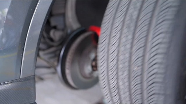 保时捷卡宴升级阿基波罗前十后四刹车套件，小符刹车改装（efront）