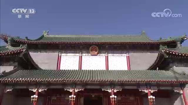 习近平在中共中央政治局第二次集体学习时强调加快构建新发展格局增强发展的安全性主动权