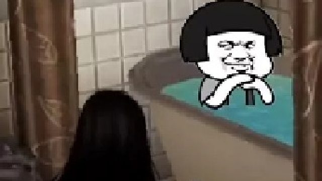 【小哈真的皮】黎明觉醒为什么要选女性角色，洗澡时就懂了！