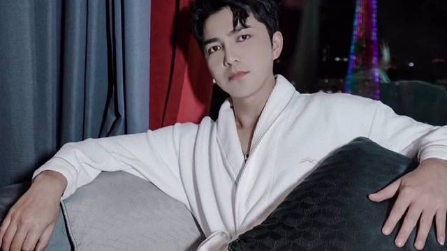 有人靠演技，而我只靠回忆-张颂文