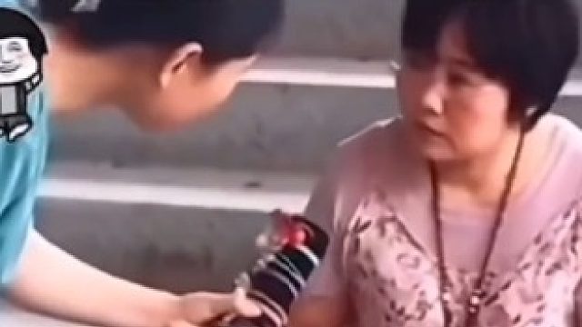 伤害很大，侮辱性极强！