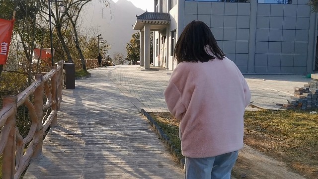 探路者的猥琐动作