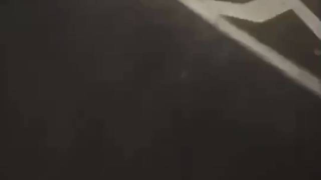 你说要卡牌子我的眼睛一刻不敢离开手机[大哭]