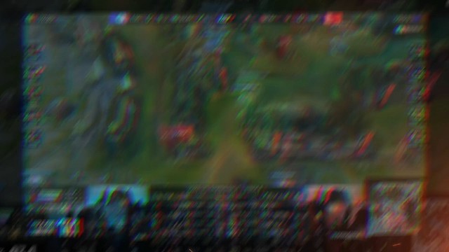 Photic泽丽天秀EDG哭晕在厕所两次三杀一次四杀