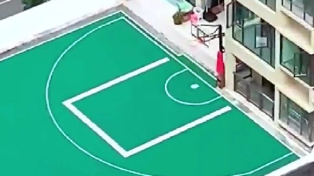 买带大露台的房子得罪整栋楼的邻居