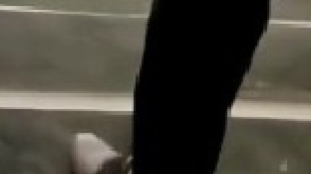 楼梯像纸糊的一样，也能理直气壮交房？