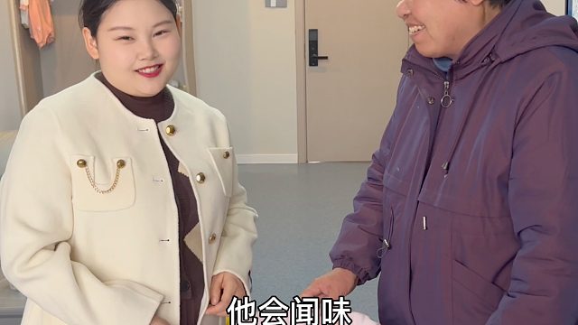 儿媳坐月子 婆婆送她新衣服 化好妆穿新衣真不一般，洋气好看又显瘦
