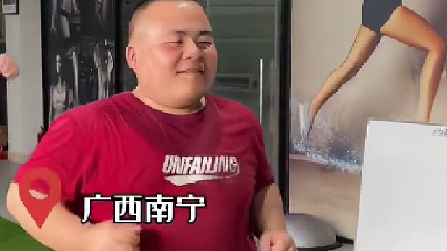 送过来减肥二个月后，出营当天亲妈都不认识了