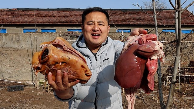 150元买了一套羊下货，煮一锅羊杂汤，喝上一碗暖心有暖胃