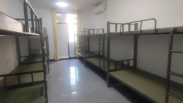 深圳租房员工宿舍房4-6-8-10-12人电梯房