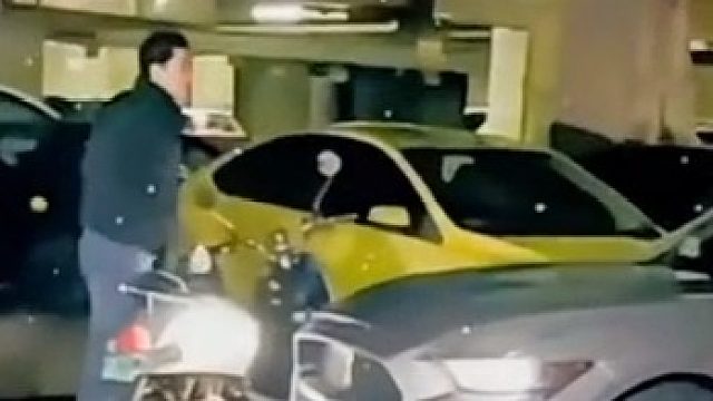 霸气！车位我自已买的，就算我停QQ飞车也不关你事