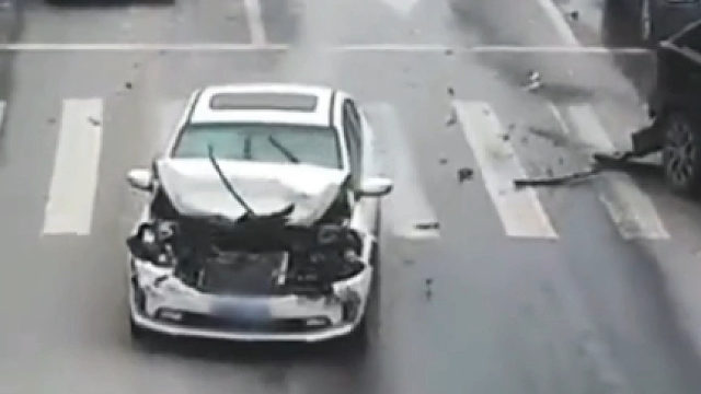 遇到酒驾把你车撞了，想私了，该怎么解决？