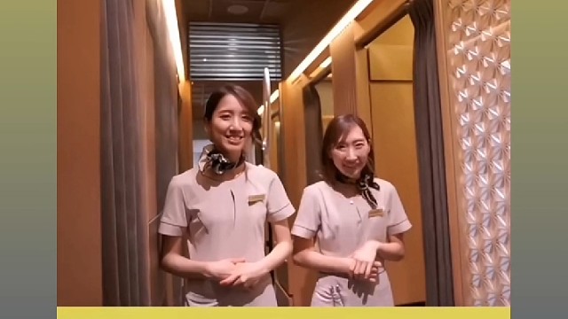 小日子美女理发师