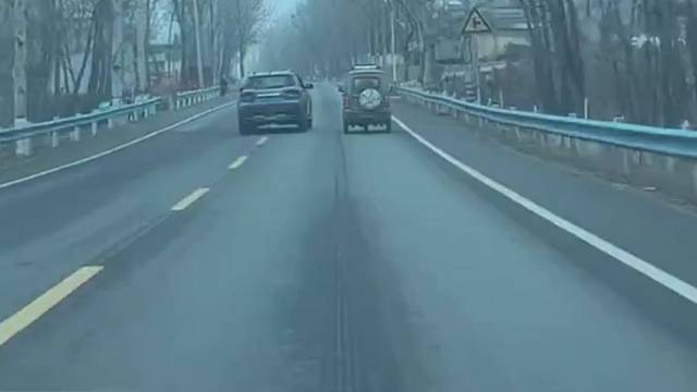 剁椒鱼头单挑suv，竟然不分胜负