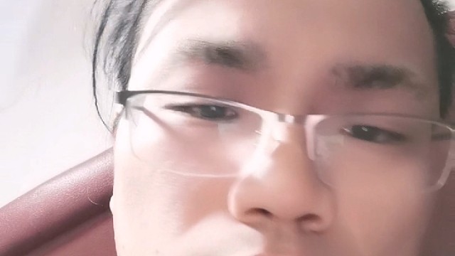 夜场工作人员的无聊生活，日常