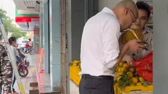 闻着挺香的，就是有点上头