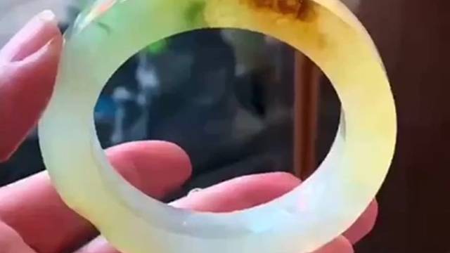 【冰黄翡飘花手镯胚】