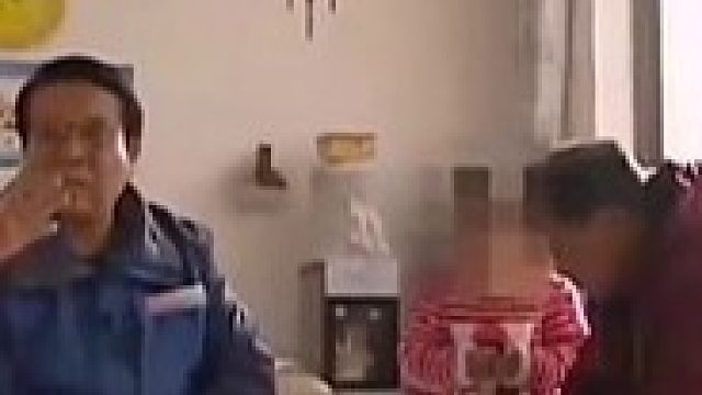 儿媳月子多用2卷卫生纸，被婆婆大骂败家，丈夫：不能过就滚