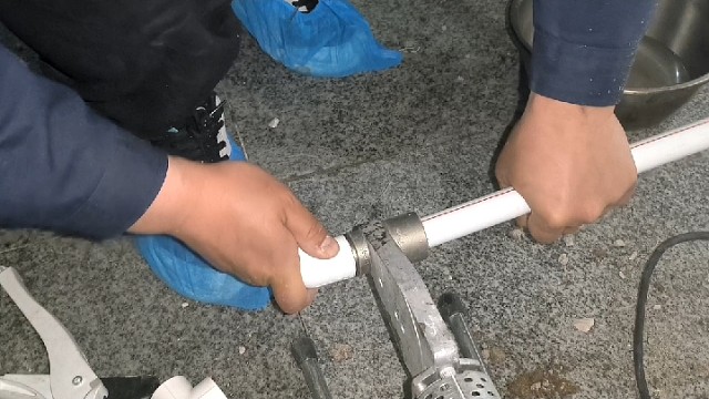 沈阳卫生间水管漏水，精准定位