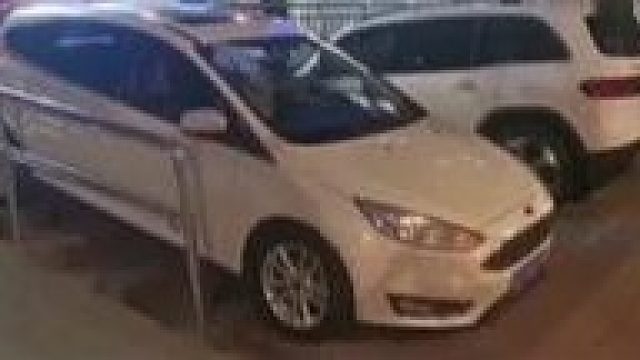 这样停车，真不知道说你啥好了？