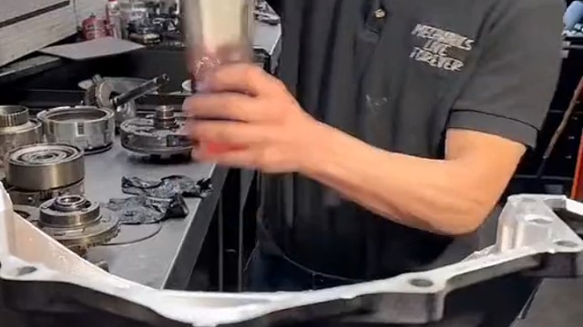 必须给它安排点红的